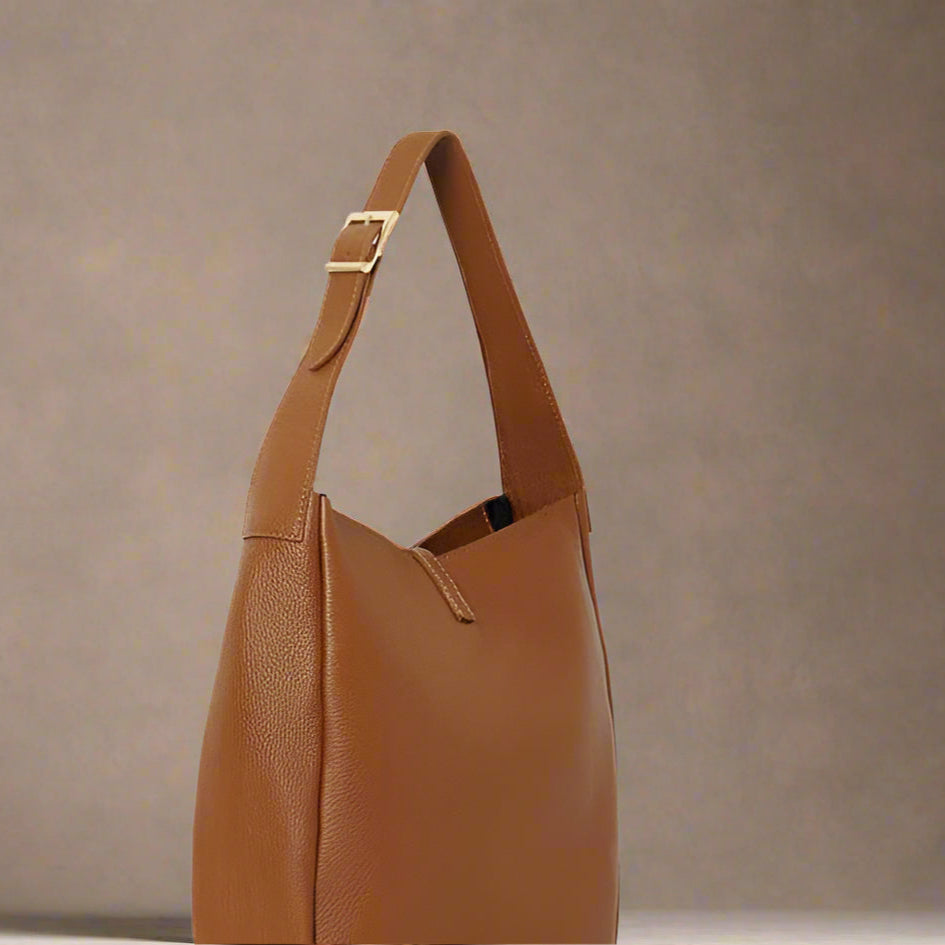 Hampstead Leather Hobo Bag | Tan