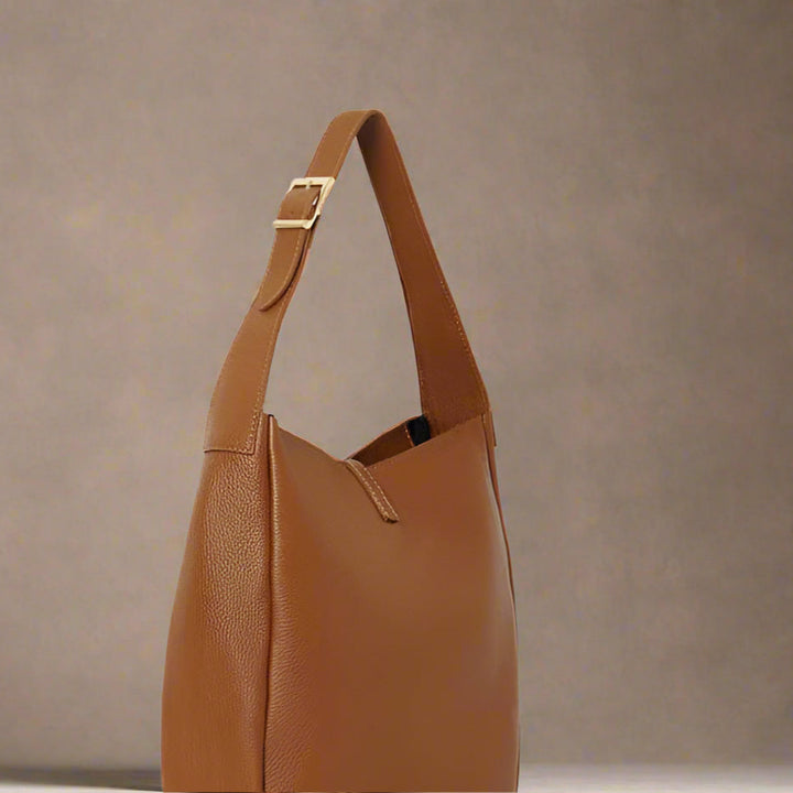 Hampstead Leather Hobo Bag | Tan
