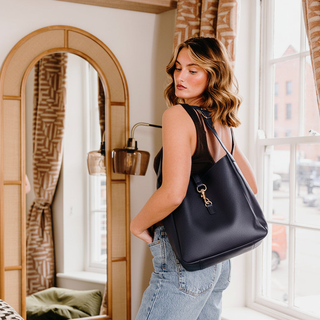 Hampstead Leather Hobo Bag | Navy