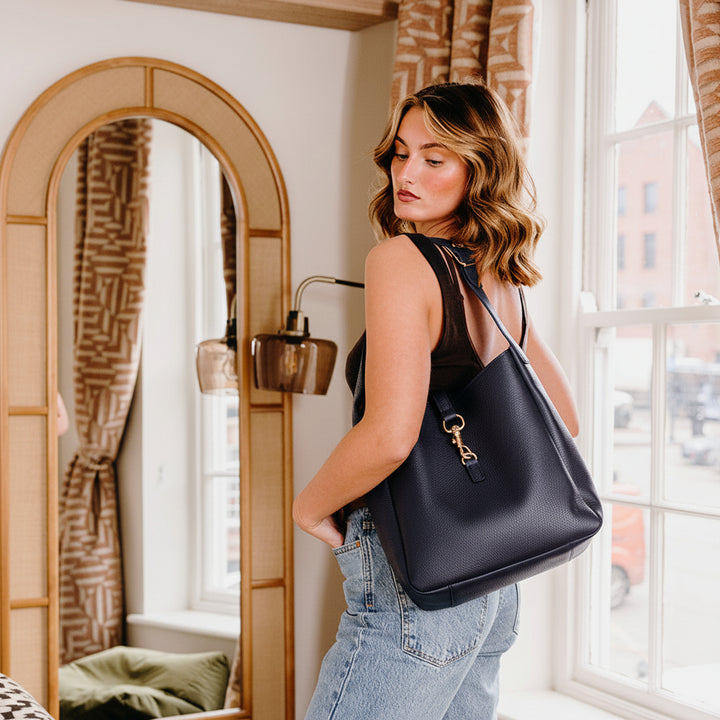 Hampstead Leather Hobo Bag | Navy