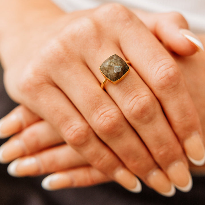 Nadine Labradorite Square Set Adjustable Ring | Gold