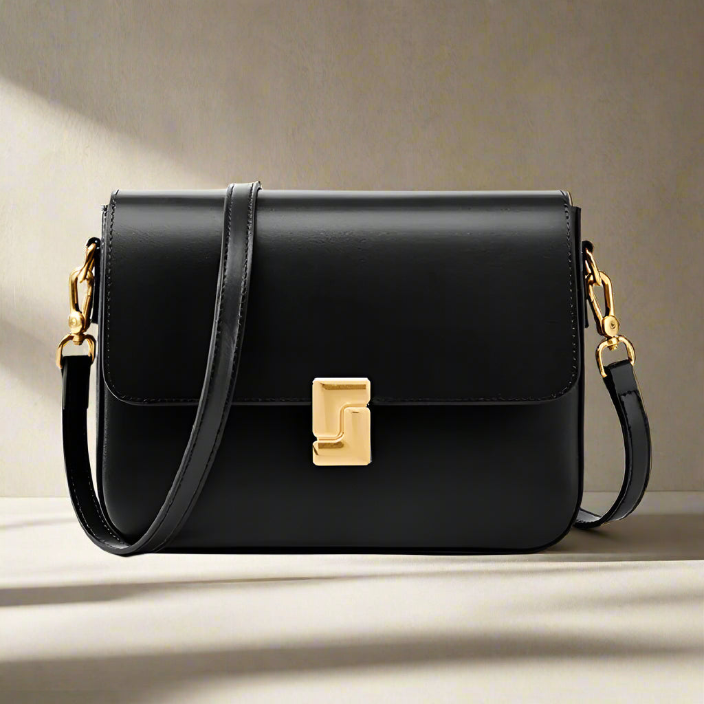 Sydney Box Style Leather Shoulder Bag. Black