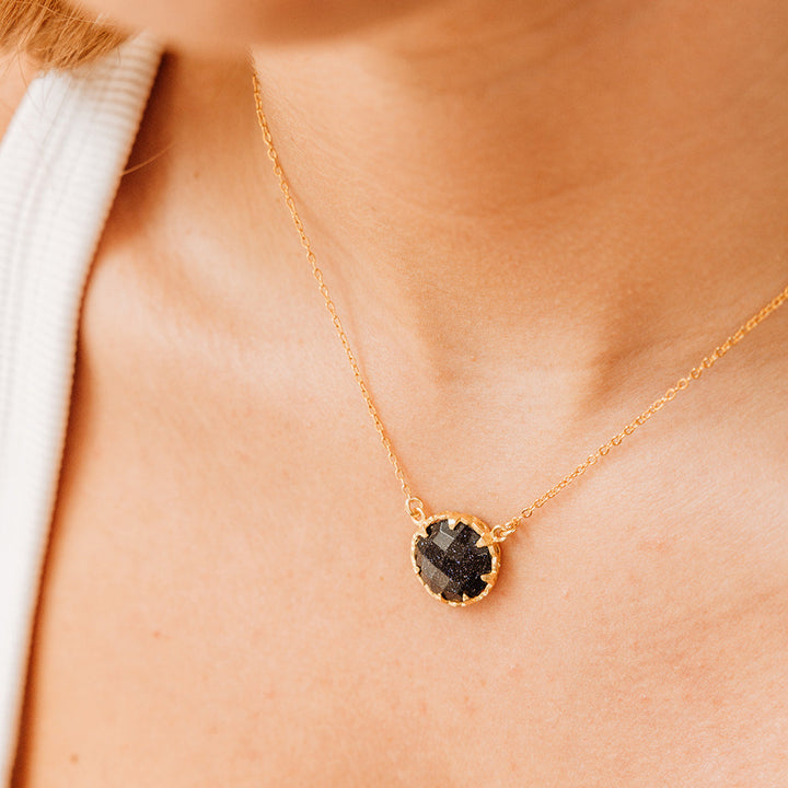 Tessa Small Navy Stone Necklace | Gold