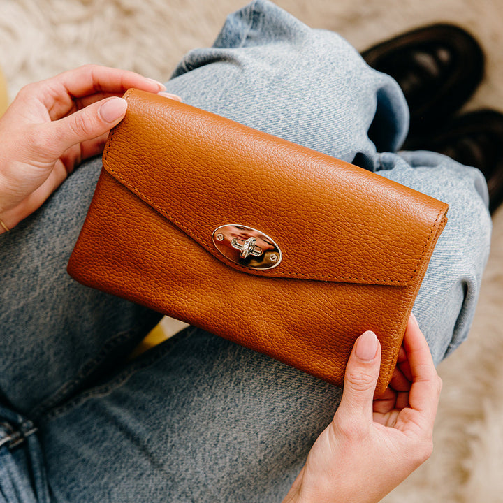 Marylebone Italian Leather Large Wallet on Chain | Tan