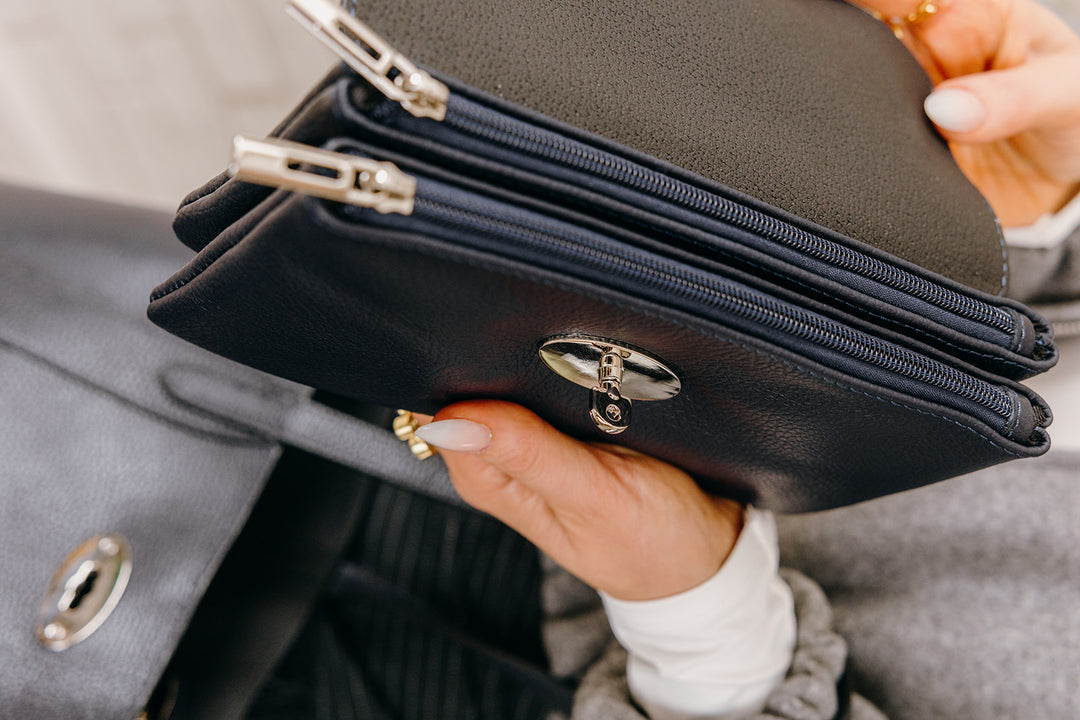 Marylebone Italian Leather Large Wallet on Chain | Navy