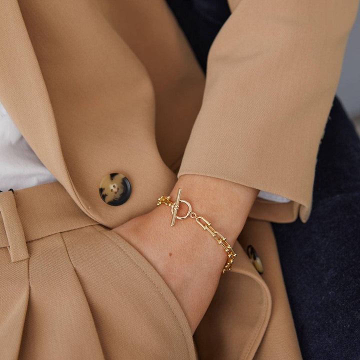 Brigitte T Bar Chain Bracelet | Gold