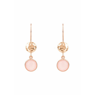 The circle & hammer earrings are ideal for those who covet delicate jewellery. Featuring a hand hammered metallic disc and a faceted semi precious natural Rose Quartz stone, on a fixed french hook.  925 sterling silver dipped in 22ct rose gold. Length 3cm.  Presented in gift packaging.